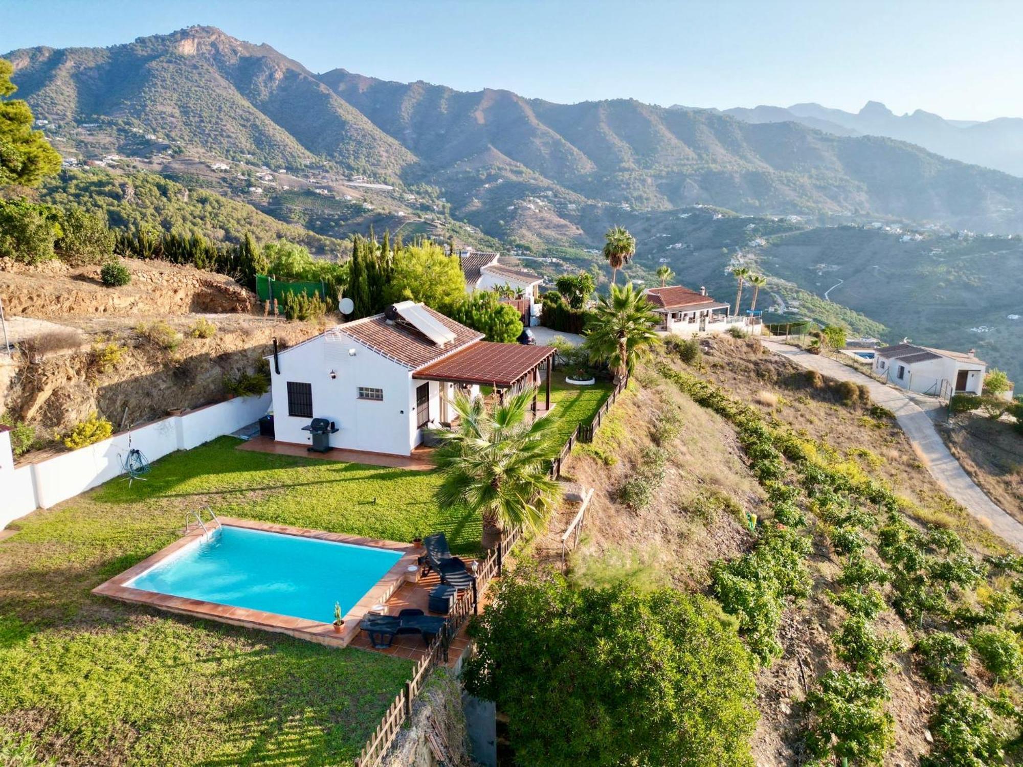 Vela Luka Frigiliana Villa Bagian luar foto