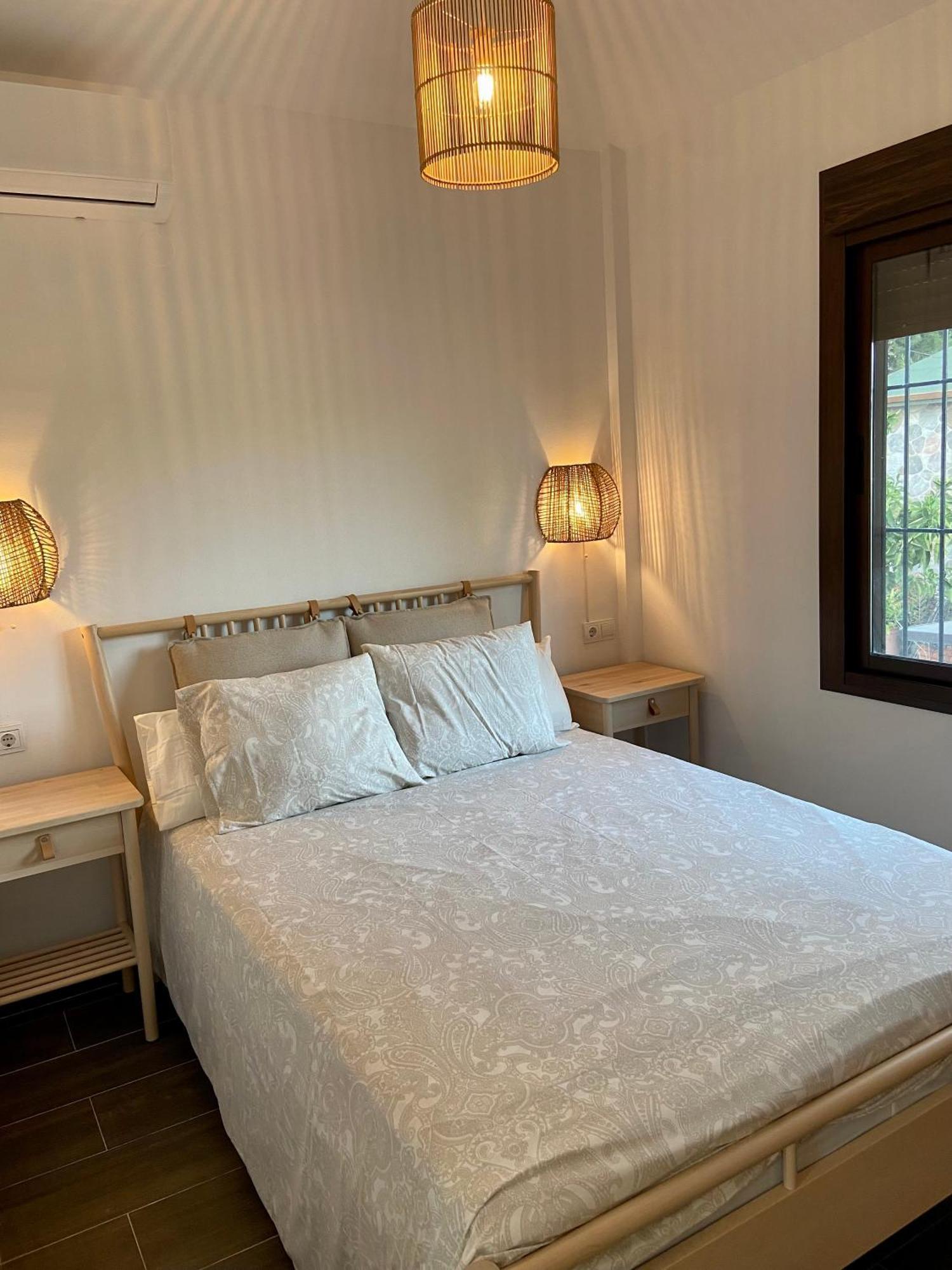 Vela Luka Frigiliana Villa Bagian luar foto